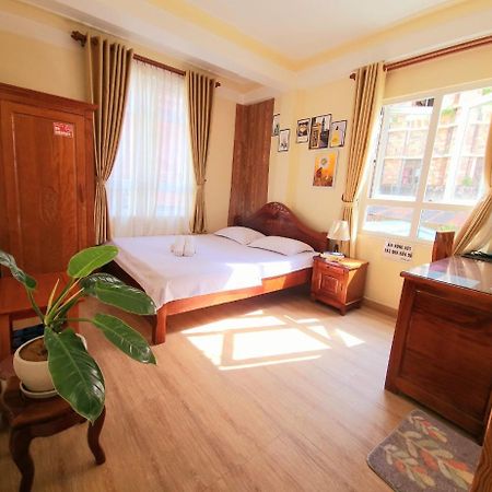 Binh Dao Hotel - Khach San Ngay Trung Tam Gia Re Dalat Exteriör bild