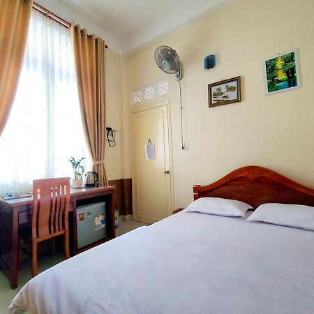 Binh Dao Hotel - Khach San Ngay Trung Tam Gia Re Dalat Exteriör bild
