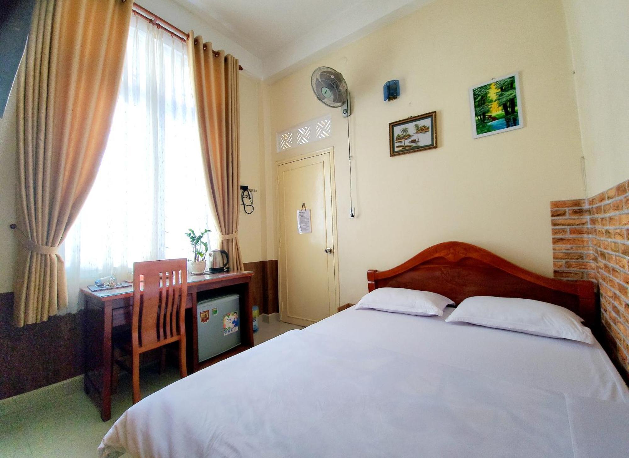 Binh Dao Hotel - Khach San Ngay Trung Tam Gia Re Dalat Exteriör bild