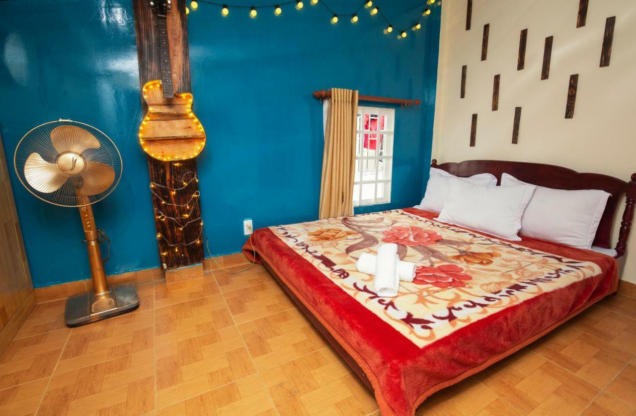 Binh Dao Hotel - Khach San Ngay Trung Tam Gia Re Dalat Exteriör bild